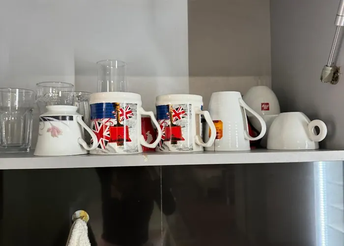 Door House טיראנה